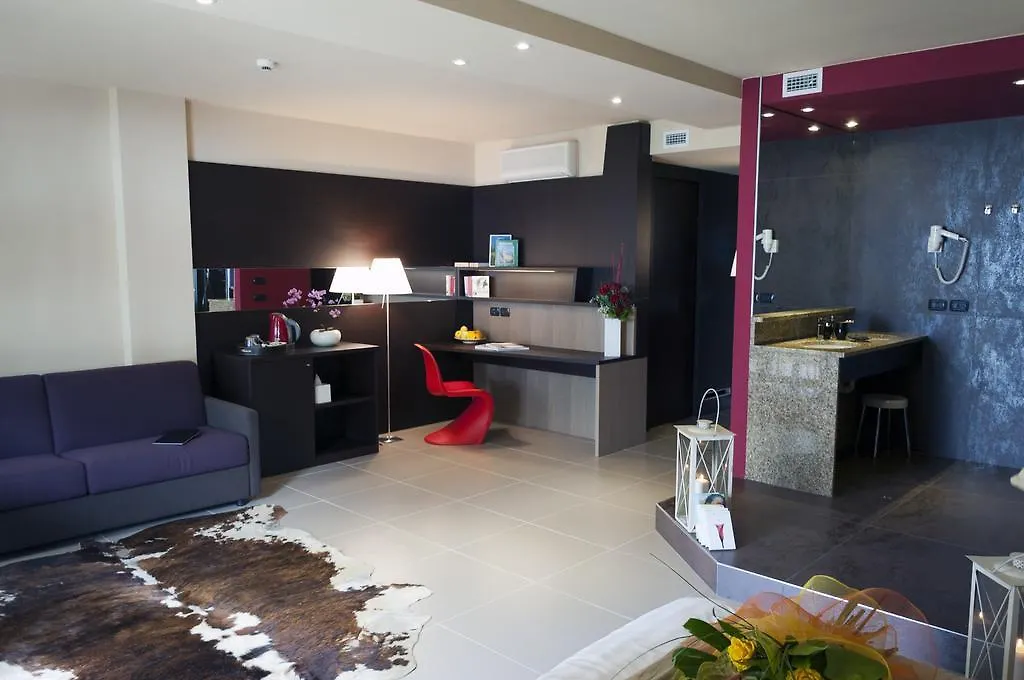Hotel Du Lac - Relax Attitude Hotel Brenzone sul Garda 4*,  Italia