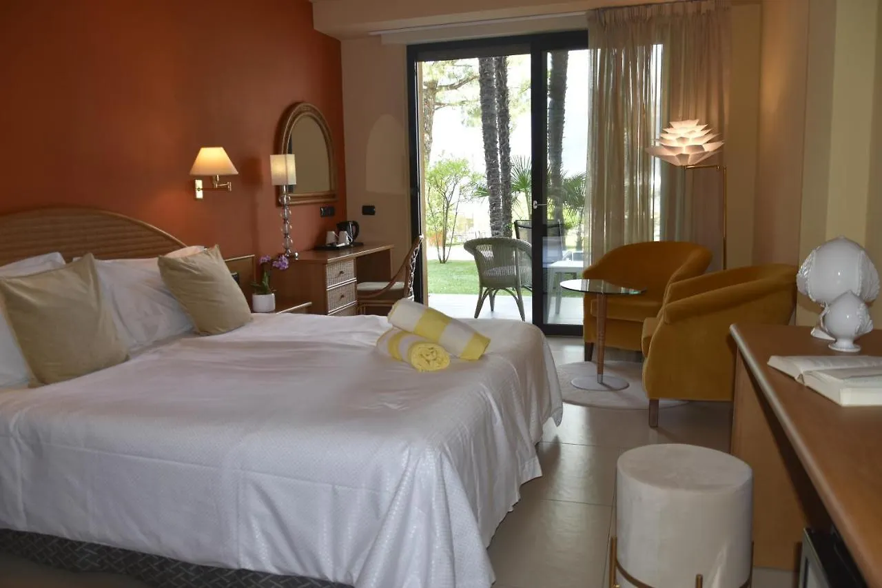 ****  Hotel Du Lac - Relax Attitude Hotel Brenzone sul Garda Olaszország