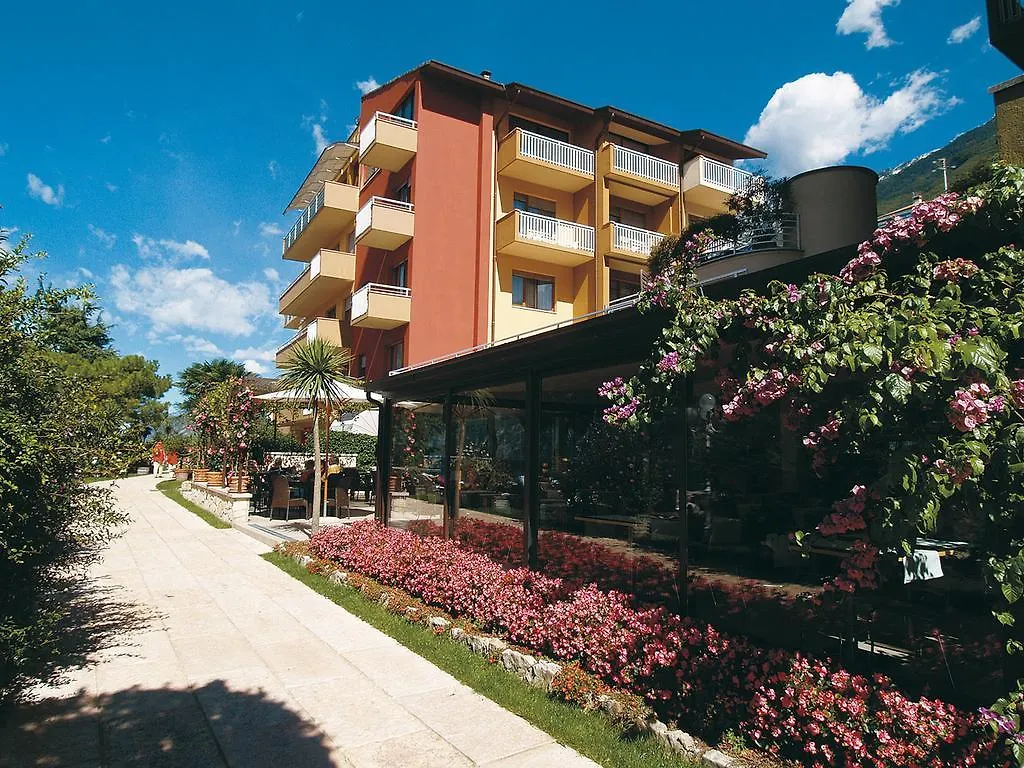 Hotel Du Lac - Relax Attitude Hotel Brenzone sul Garda